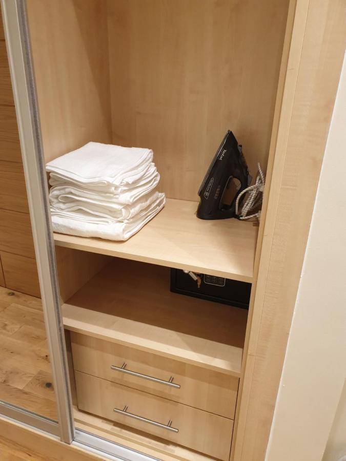 London Luxury Apartments 5 Min Walk From Ilford Station, With Free Parking Free Wifi Exterior photo