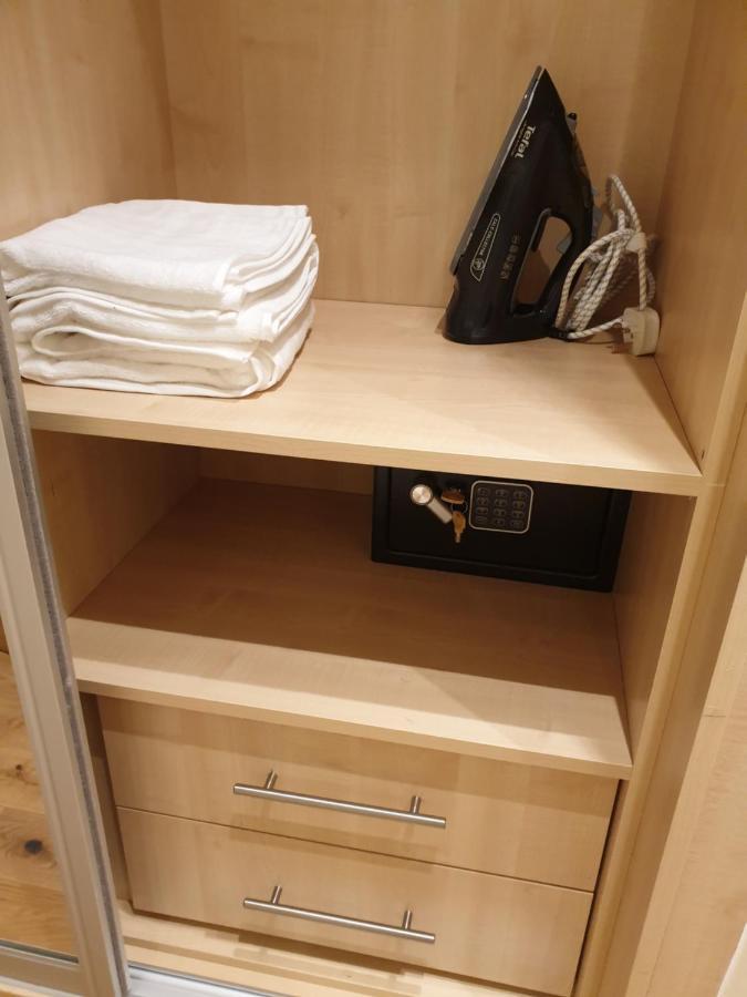 London Luxury Apartments 5 Min Walk From Ilford Station, With Free Parking Free Wifi Exterior photo
