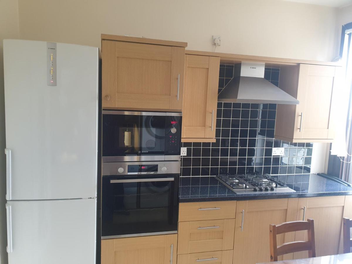 London Luxury Apartments 5 Min Walk From Ilford Station, With Free Parking Free Wifi Exterior photo