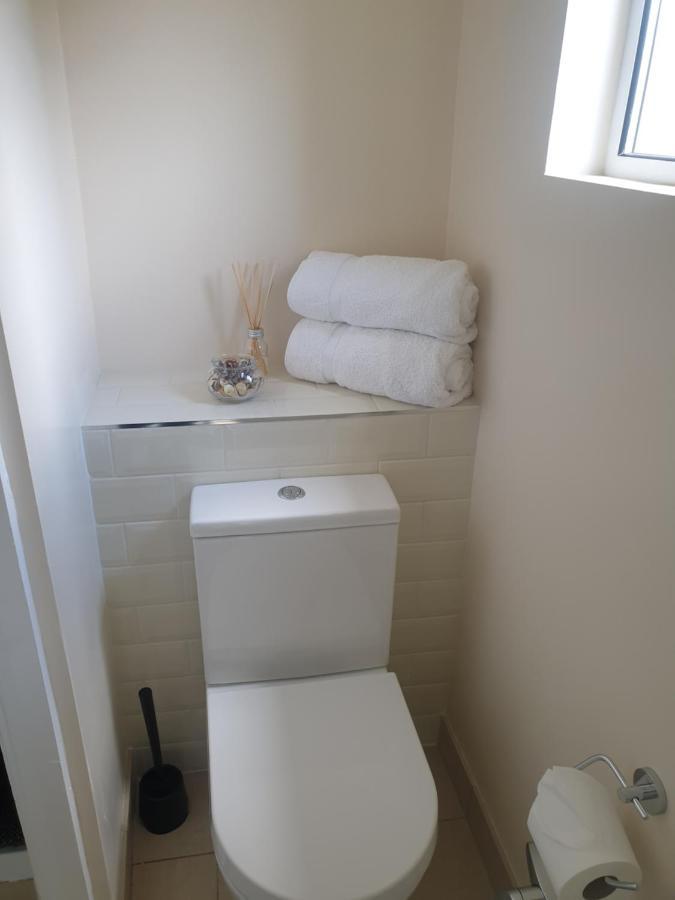 London Luxury Apartments 5 Min Walk From Ilford Station, With Free Parking Free Wifi Exterior photo